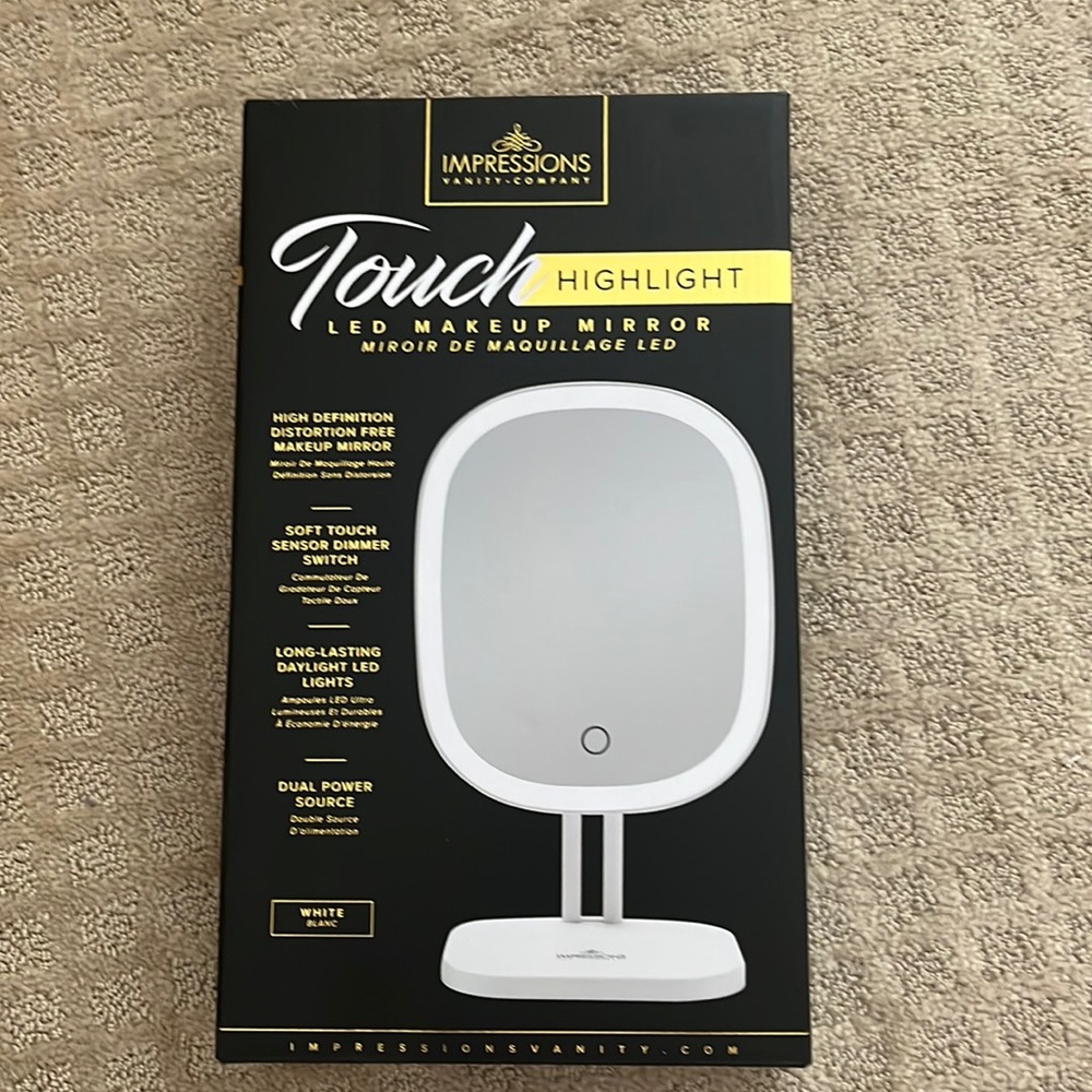 LED makeup mirror